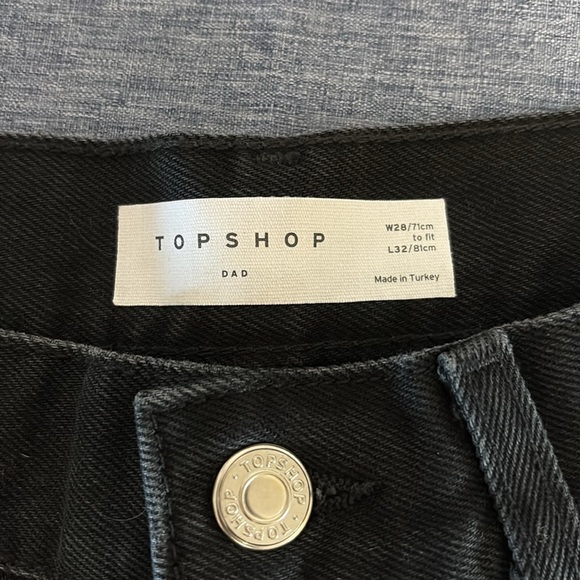 NWOT Top Shop Dad Women’s Size 28x32 Black Button-Fly Distressed Jeans - Picture 3 of 4